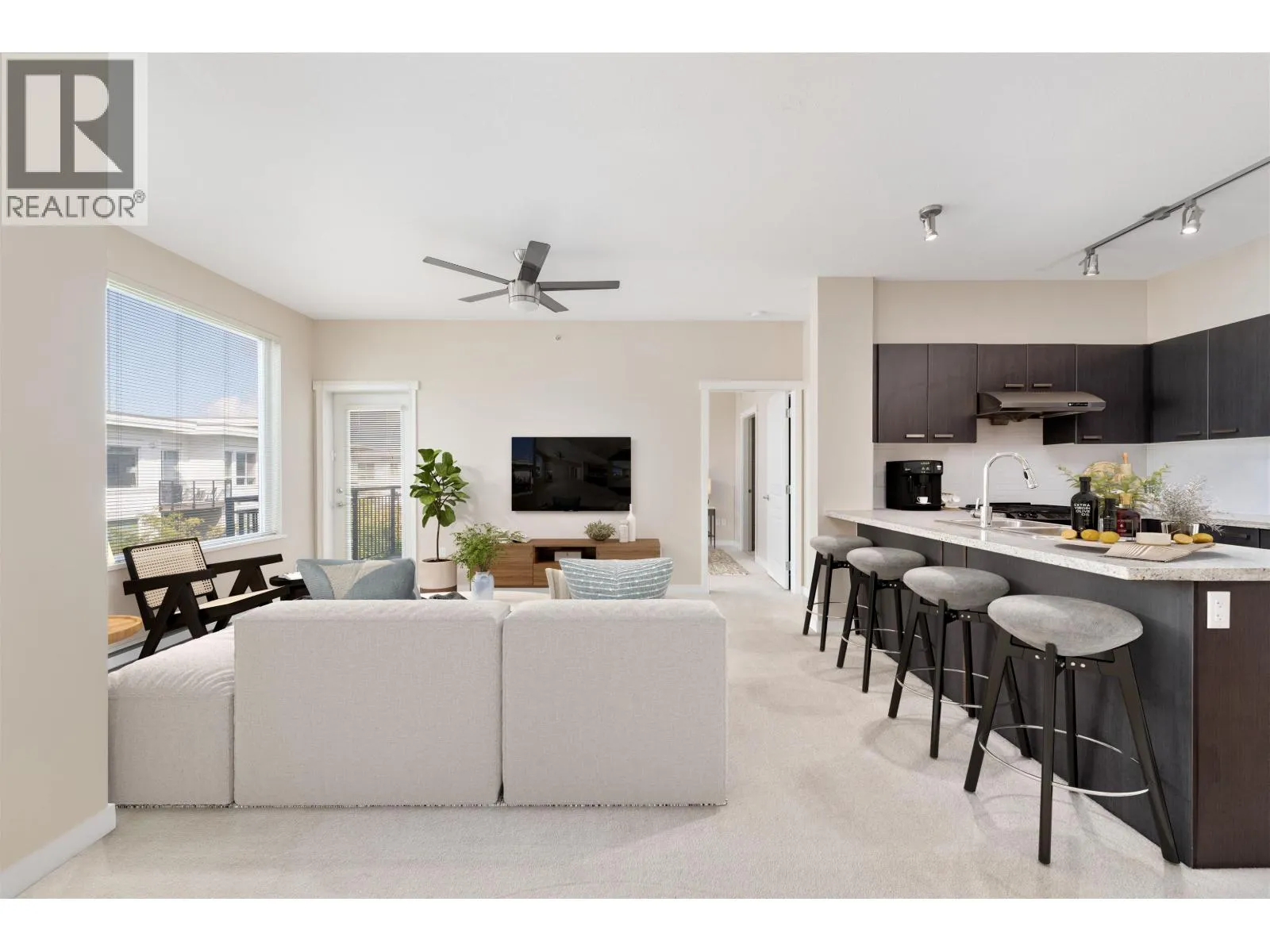 Apartment for rent: 420 9399 Tomicki Avenue, Richmond, British Columbia V6X 0H6