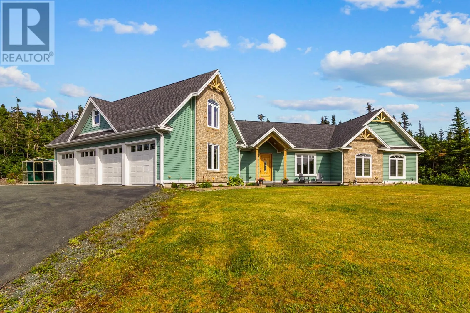 House for rent: 420 Maddox Cove Road, St John's, Newfoundland & Labrador A0A 1J0