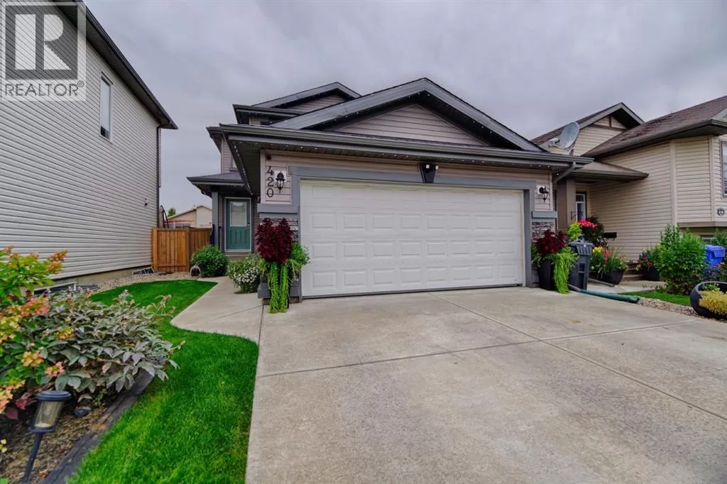 House for rent: 420 Silkstone Crescent W, Lethbridge, Alberta T1J 2G3