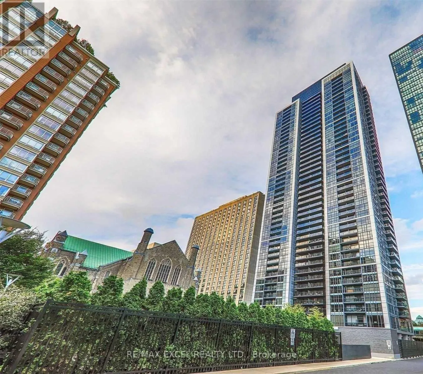 Apartment for rent: 4201 - 28 Ted Rogers Way, Toronto, Ontario M4Y 2W7