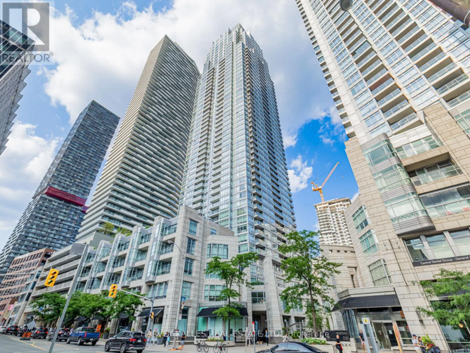 Apartment for rent: 4206 - 2191 Yonge Street, Toronto, Ontario M4S 3H8