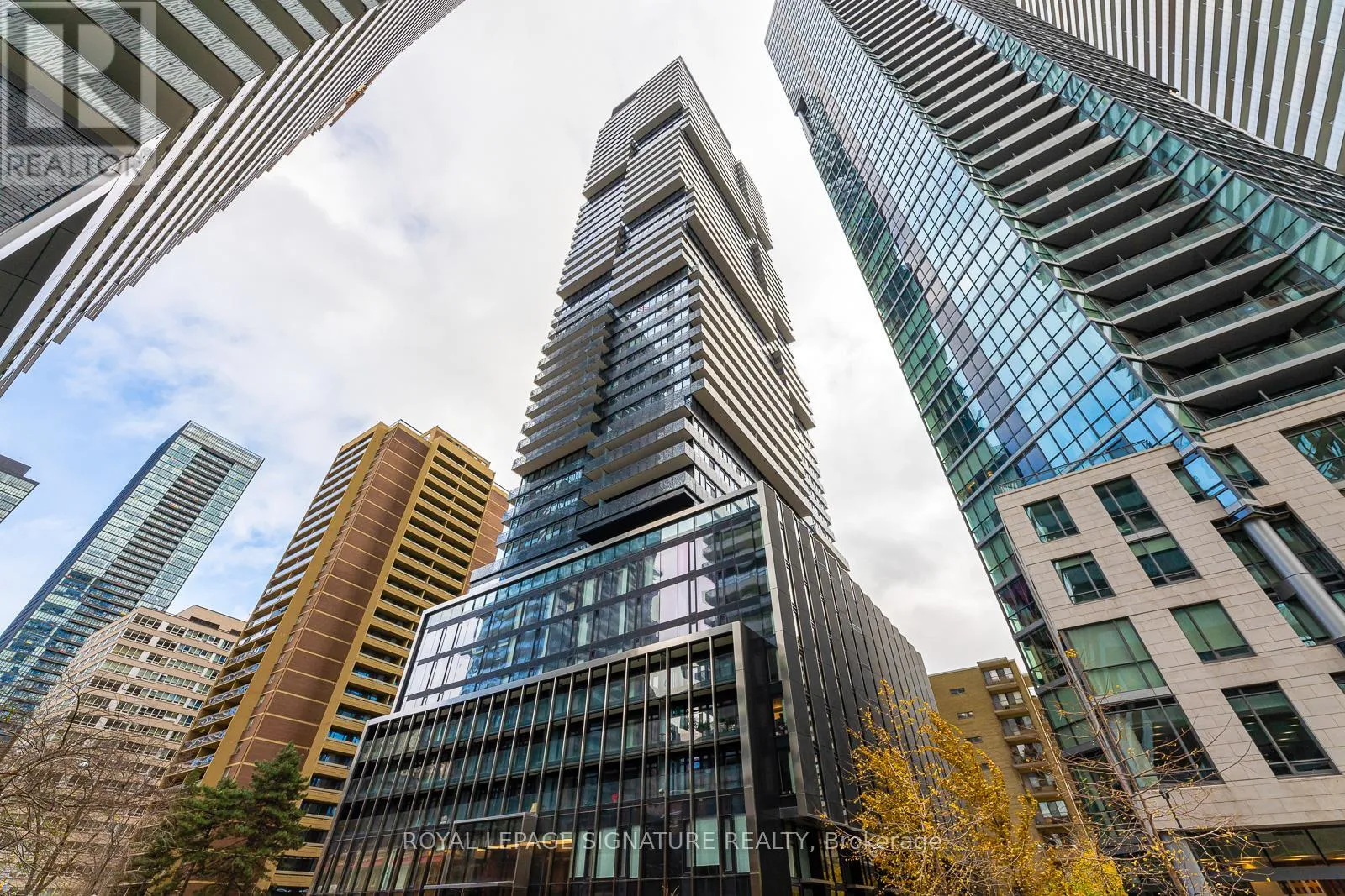 Apartment for rent: 4207 - 55 Charles Street, Toronto, Ontario M4Y 1S9