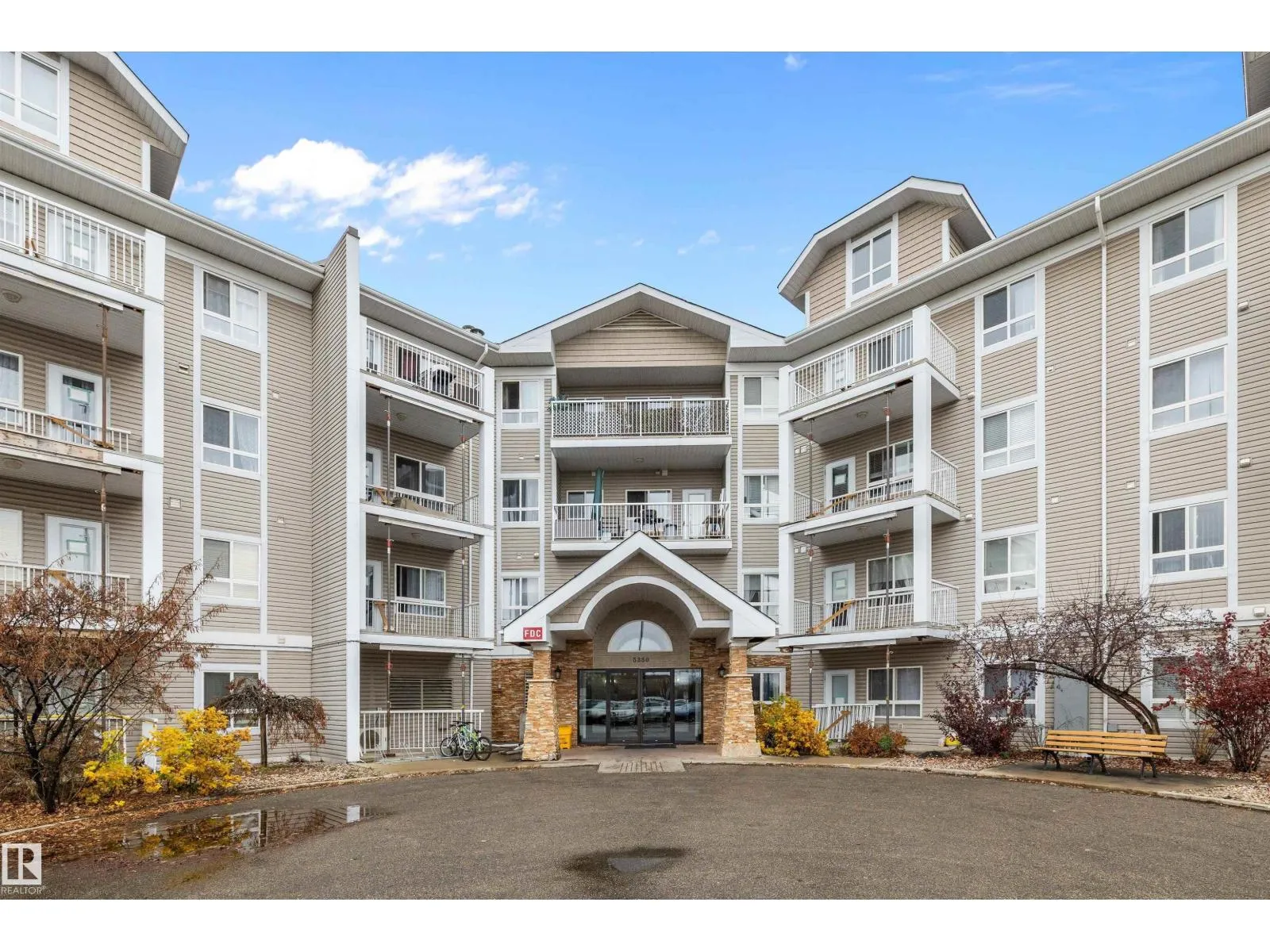 Apartment for rent: #421 5350 199 St Nw, Edmonton, Alberta T6M 0A4