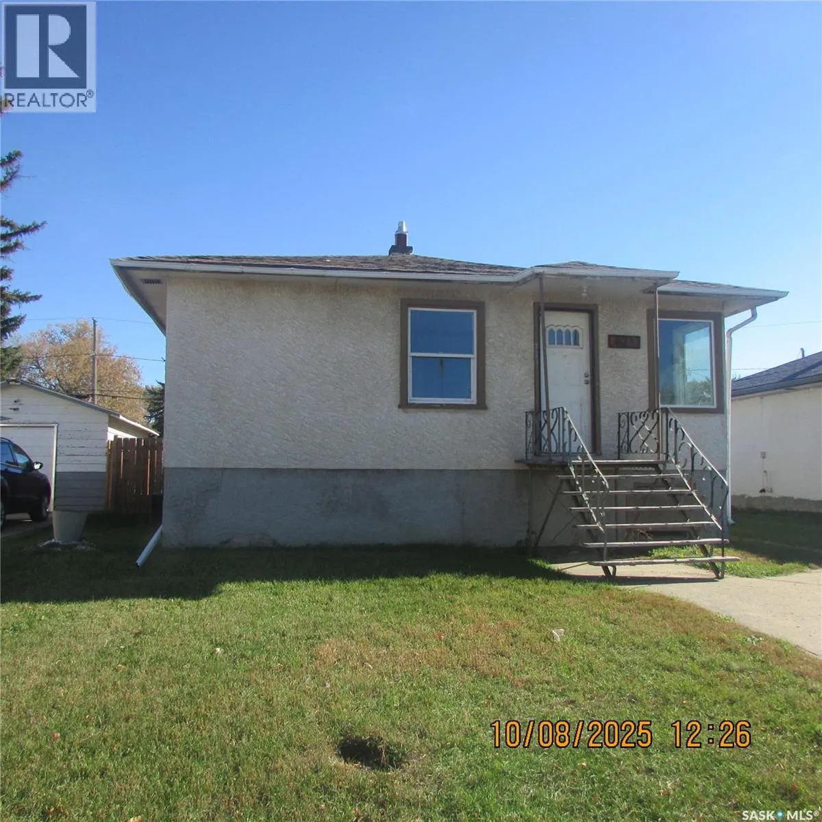 House for rent: 421 Mcintyre Street, Regina, Saskatchewan S4R 2M2