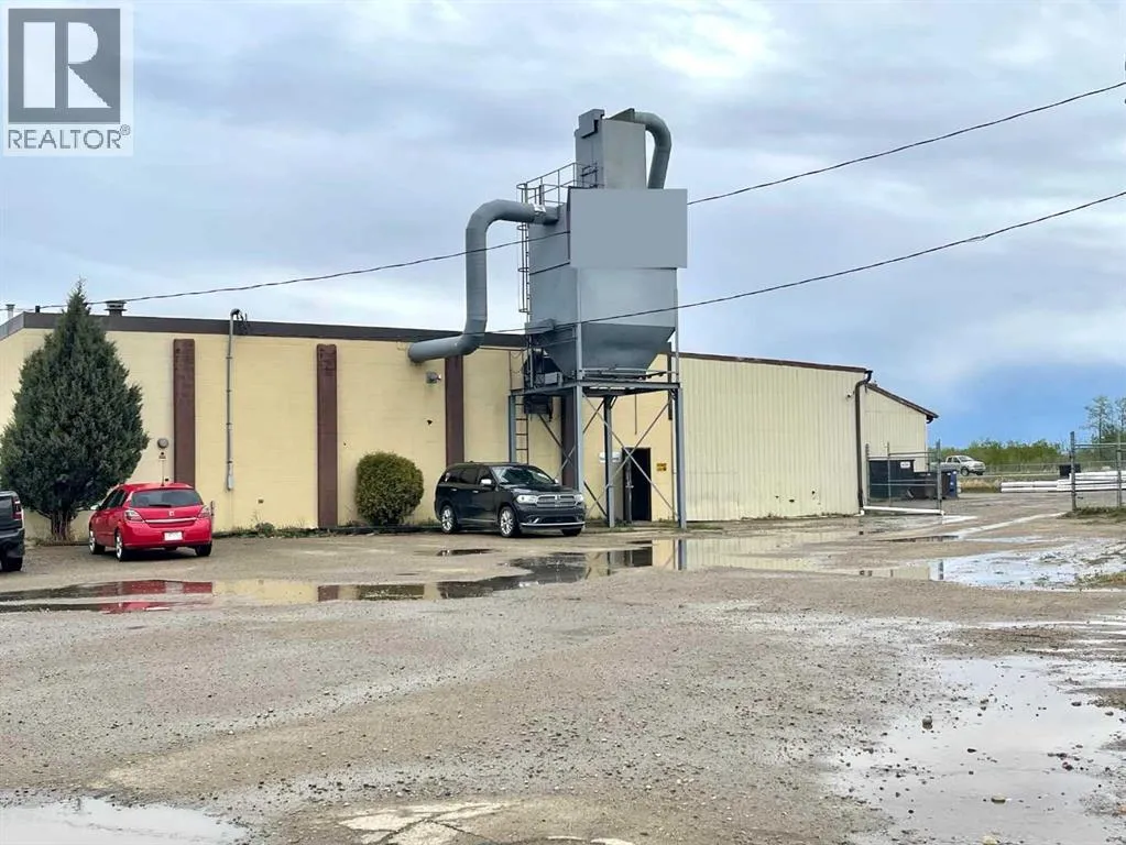 4211 53 Streetclose, Innisfail, Alberta T4G 1P9