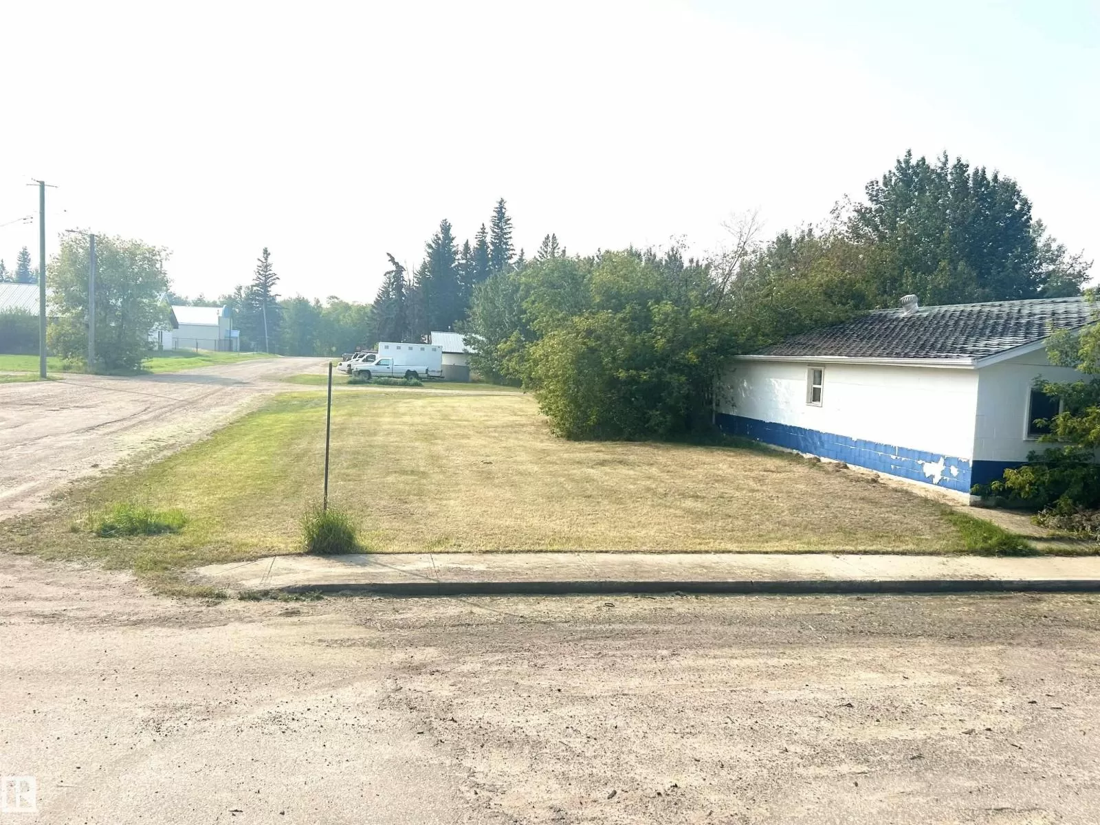 No Building for rent: 4219 Main Street, Ashmont, Alberta T0A 0C0
