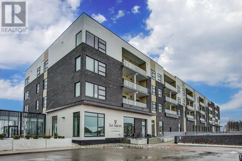 Apartment for rent: 422 - 555 William Graham Drive, Aurora, Ontario L4G 3H9