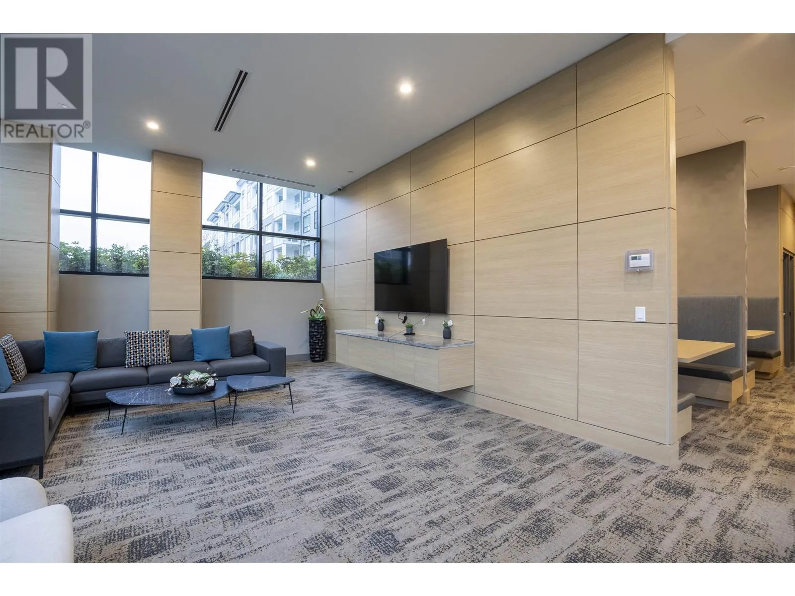 Apartment for rent: 422 9213 Odlin Road, Richmond, British Columbia V6X 0V5