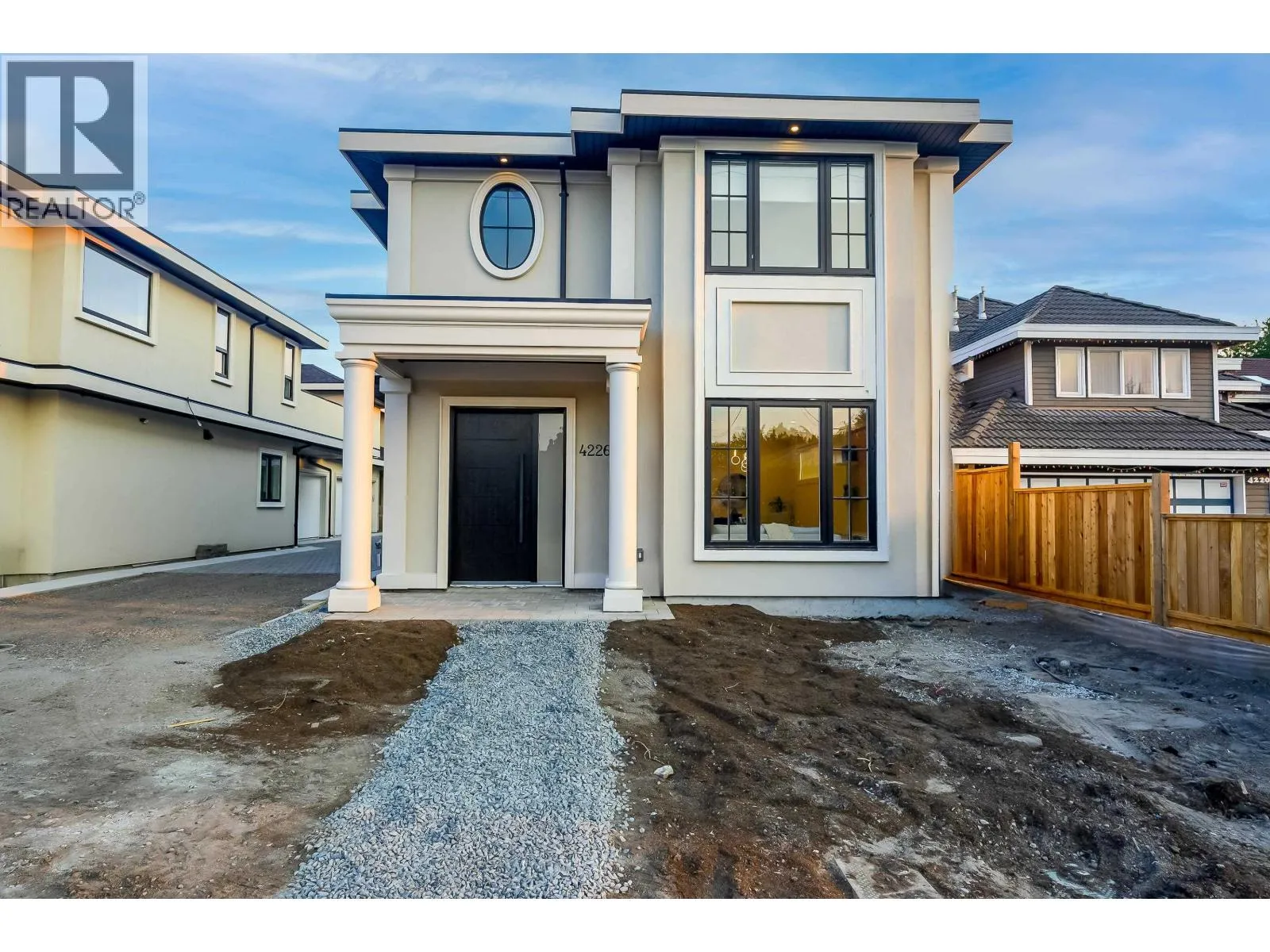 Duplex for rent: 4226 Williams Road, Richmond, British Columbia V7E 1J9