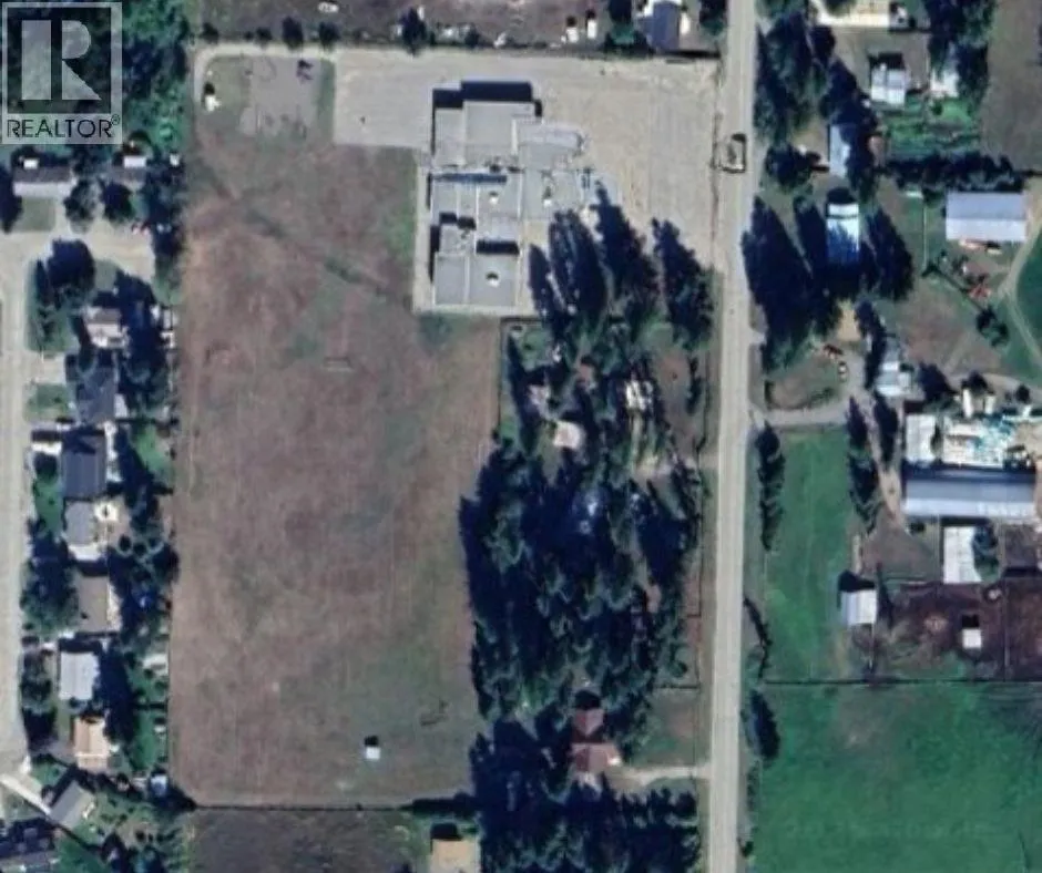 Other for rent: 423 Whitevale Road, Lumby, British Columbia V0E 2G7