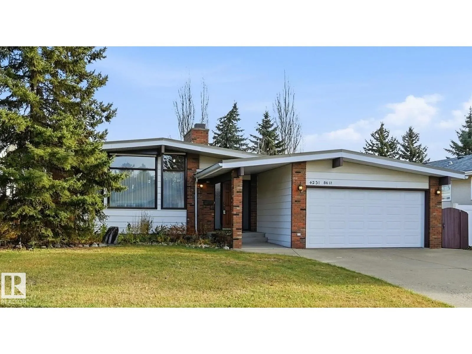 House for rent: 4231 86 St Nw, Edmonton, Alberta T6K 1C5