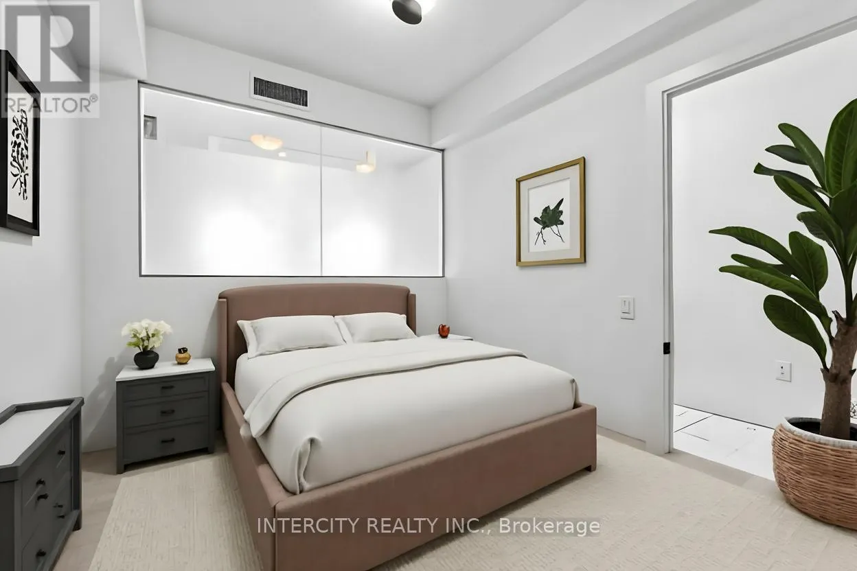 Apartment for rent: 424 - 2075 King Road, King, Ontario L7B 0R6