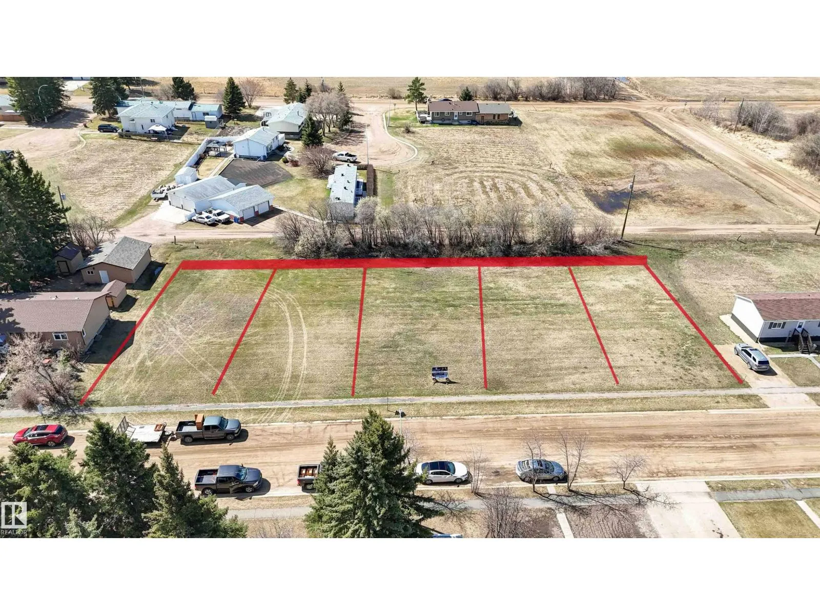 No Building for rent: 424 6 St, Thorhild, Alberta T0A 3J0