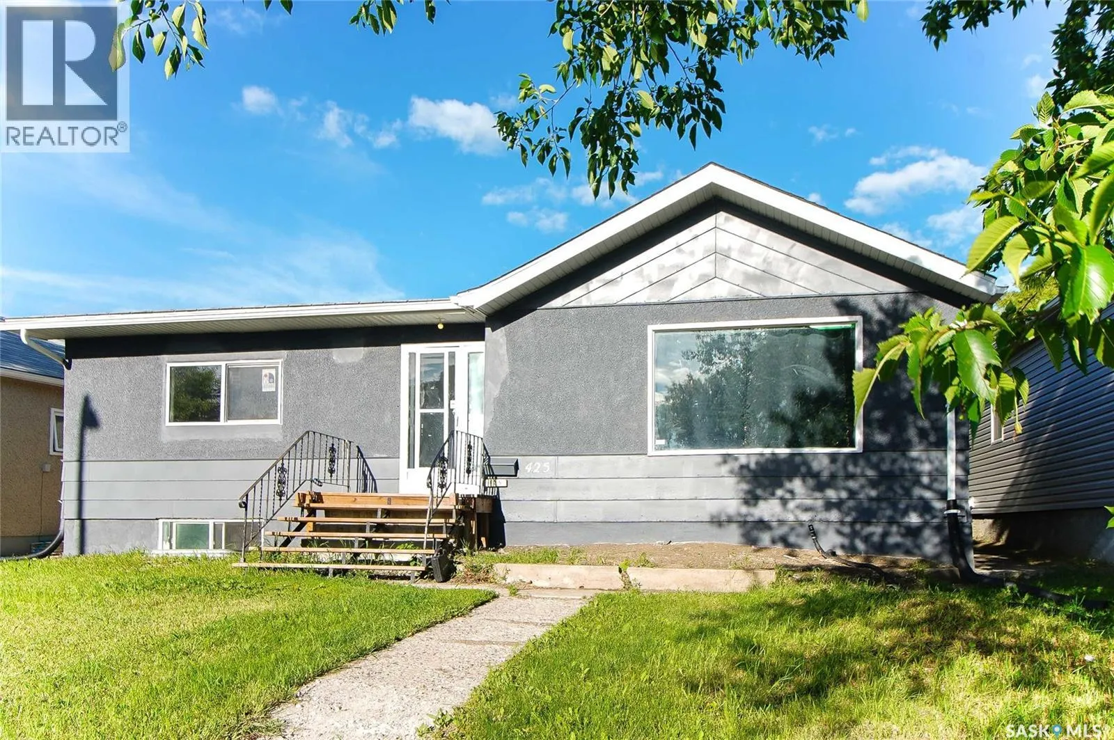 House for rent: 425 Montreal Street, Regina, Saskatchewan S4R 1L4