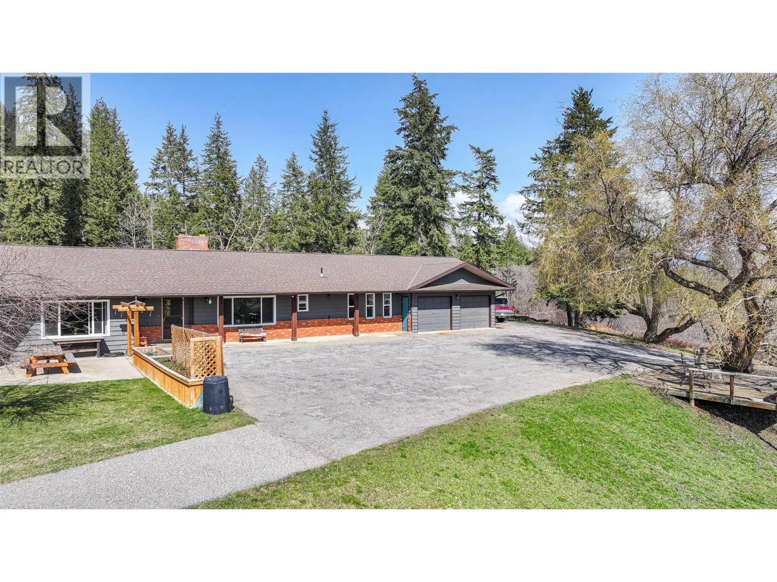 House for rent: 4250 Frederick Road, Armstrong, British Columbia V3Y 0M9