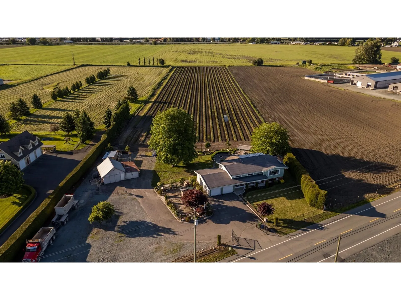 House for rent: 42505 Yale Road|greendale, Sardis - Greendale, British Columbia V2R 4J4