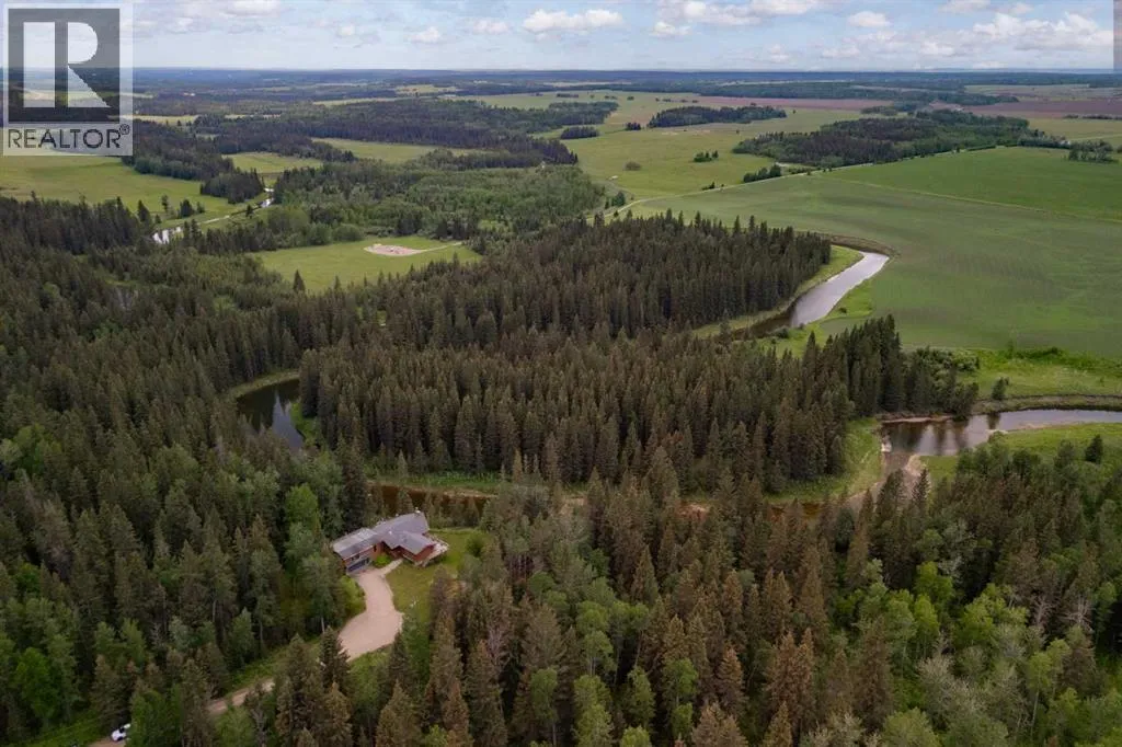 House for rent: 4252 Township Road 322, Rural Mountain View County, Alberta T0M 1X0