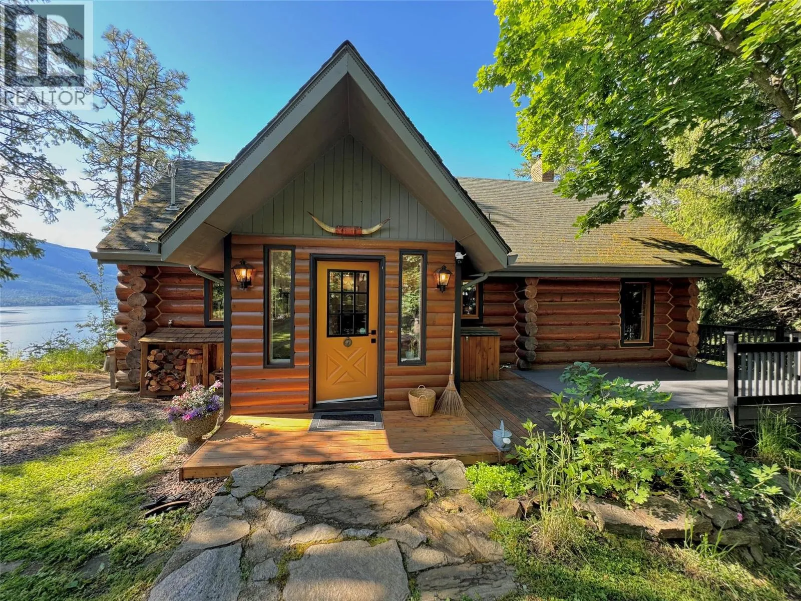 House for rent: 4258 31 Highway, Ainsworth, British Columbia V0G 1A0