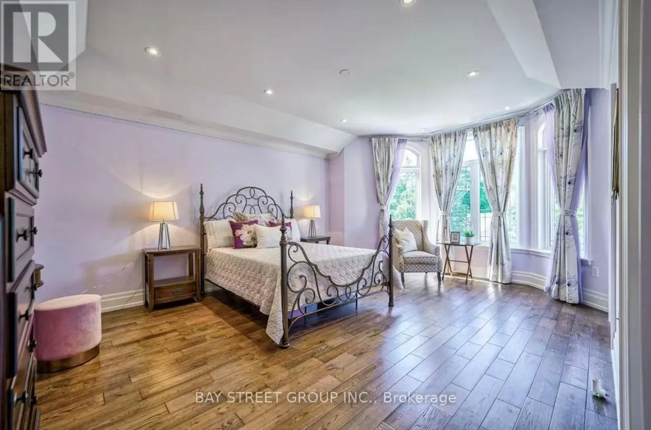 House for rent: 426 Centre - 2nd Fl Suite E, Richmond Hill, Ontario L4C 1B7