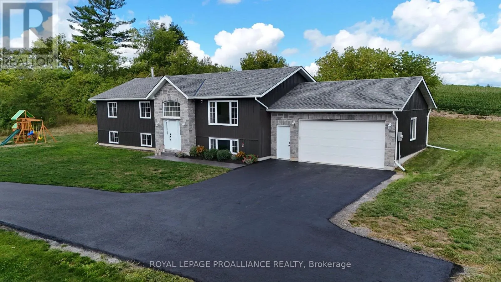 House for rent: 426 Free Road, Quinte West, Ontario K0K 2C0