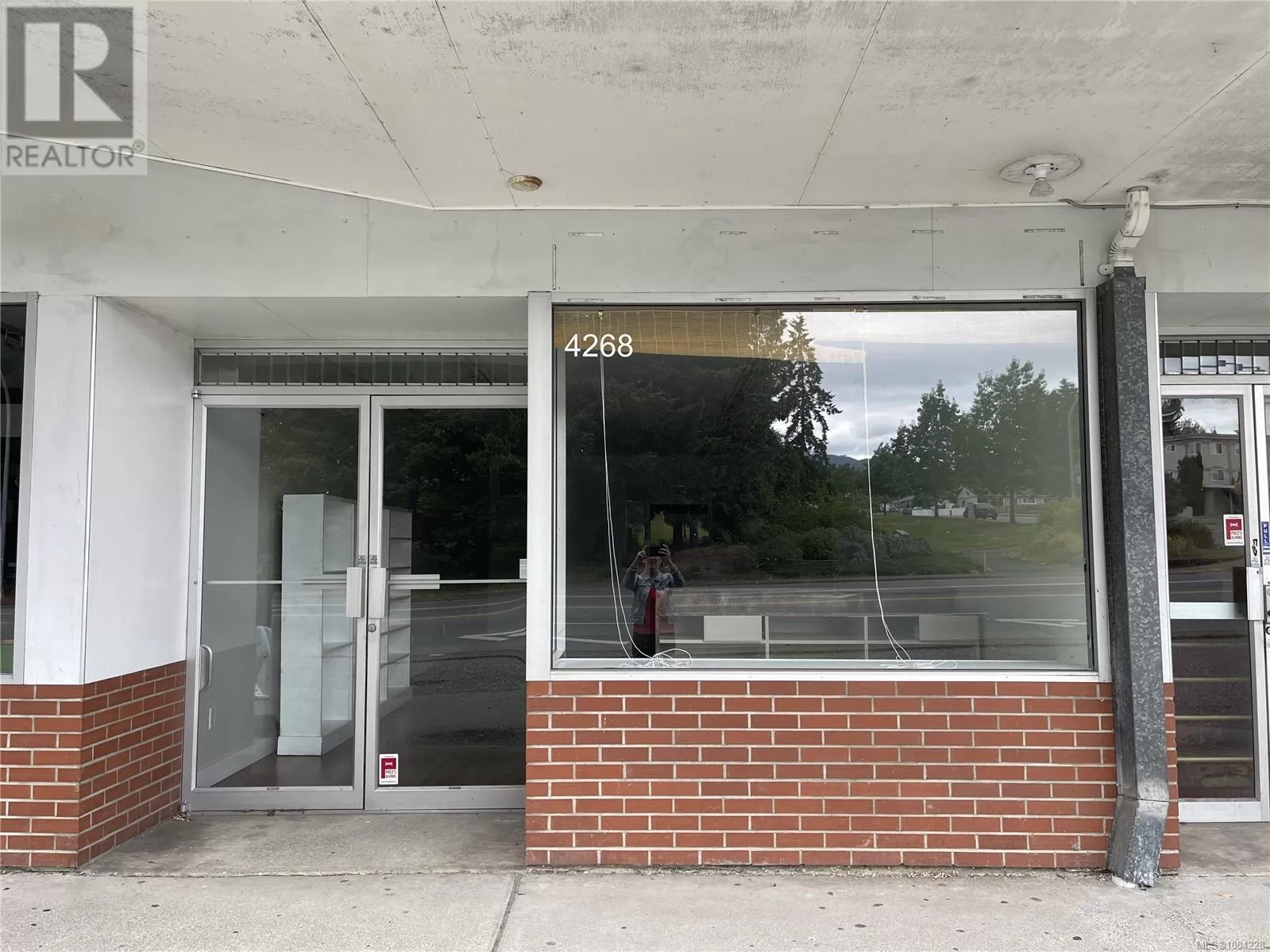 Retail for rent: 4268 10th Ave, Port Alberni, British Columbia V9Y 4X3
