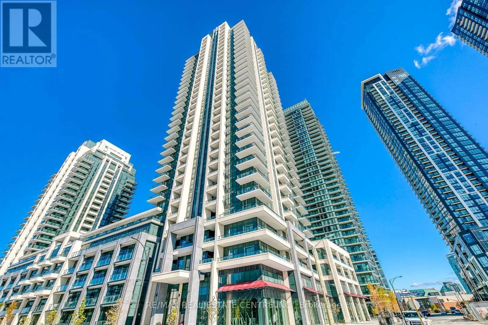 Apartment for rent: 427 - 4055 Parkside Village Drive, Mississauga, Ontario L5B 0K8