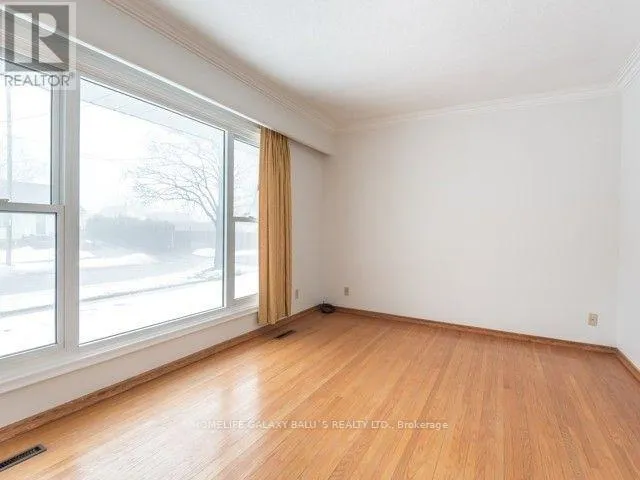 House for rent: 427 Fairleigh Avenue, Oshawa, Ontario L1J 2W4