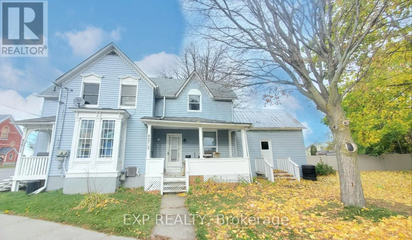 Duplex for rent: 427 Victoria Street E, Edwardsburgh/Cardinal, Ontario K0E 1E0