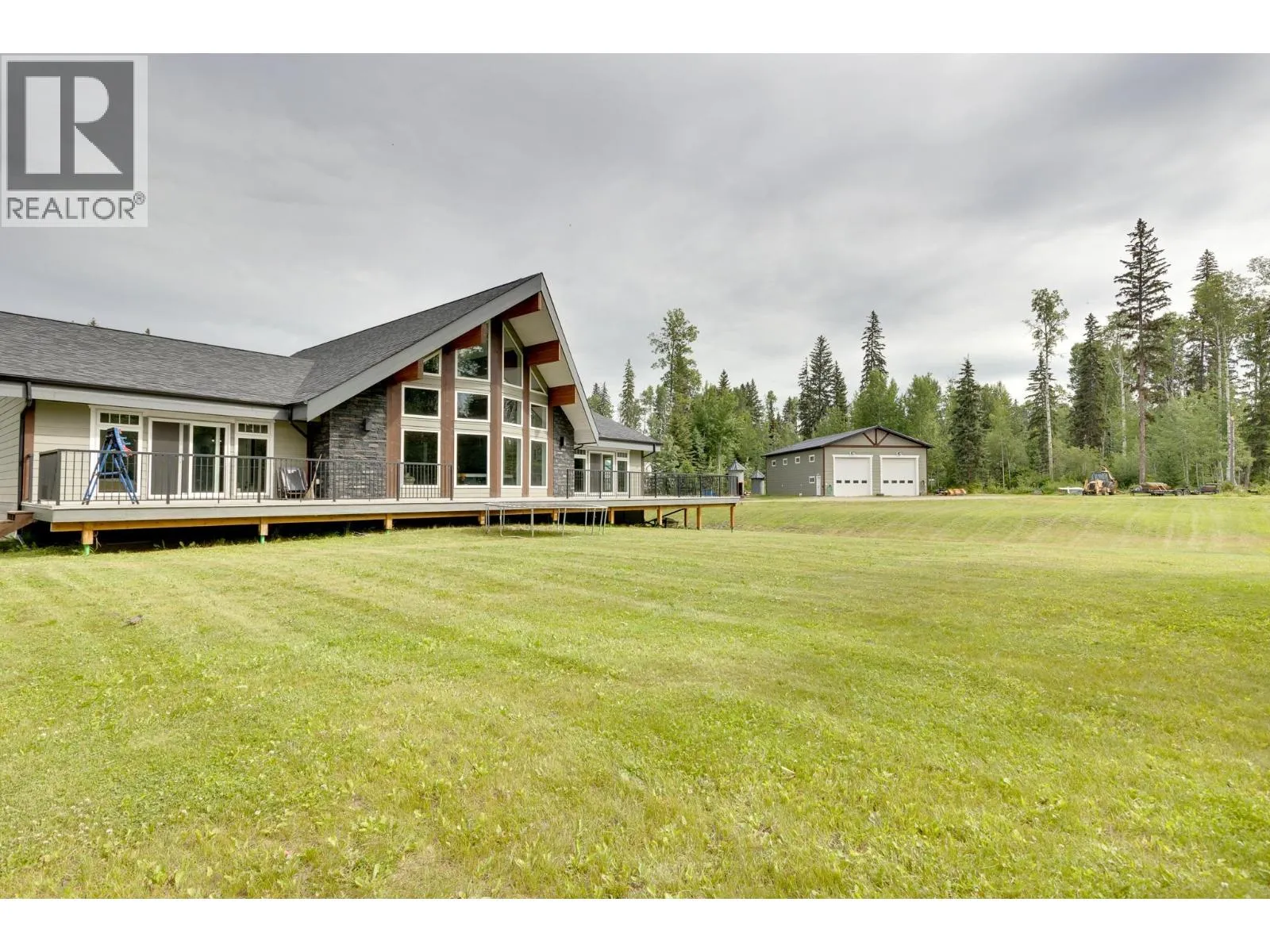 House for rent: 4270 Vista Road, Prince George, British Columbia V2K 5S2