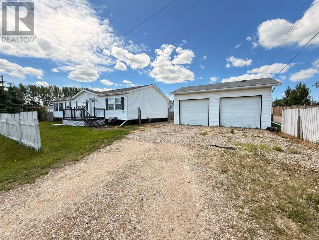 Manufactured Home for rent: 428 5 Street N, Marwayne, Alberta T0B 2X0