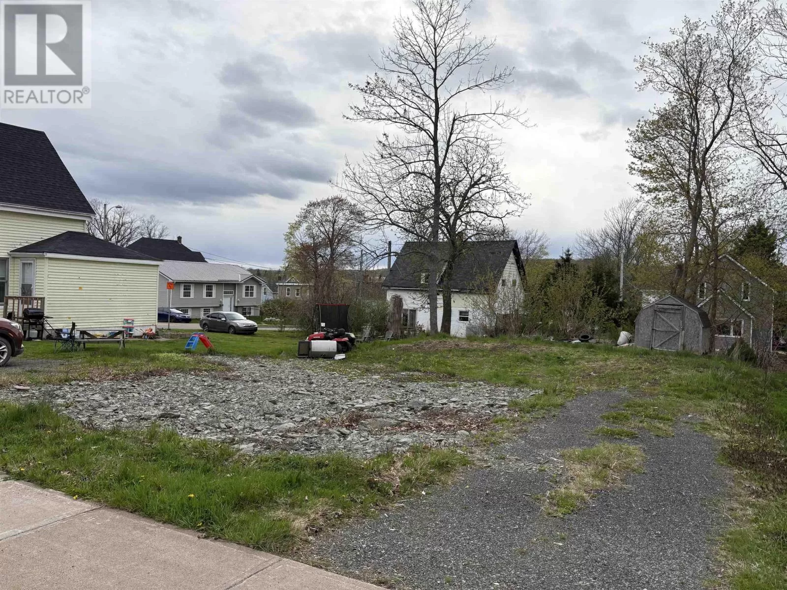 429 Pleasant Street, New Glasgow, Nova Scotia B2H 2Z4