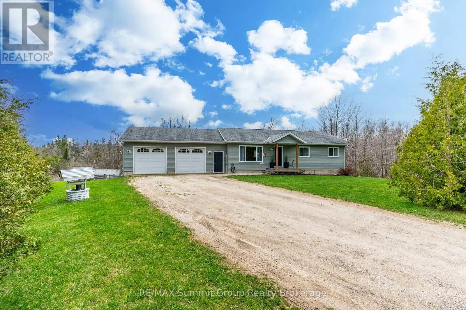 House for rent: 429528 8th Concession B, Grey Highlands, Ontario N0C 1M0