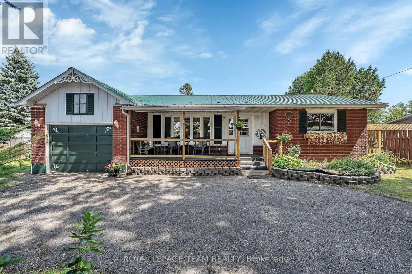 House for rent: 43 Blacksmith Road, Rideau Lakes, Ontario K0G 1L0