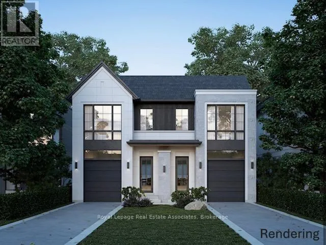 Triplex for rent: 43 Broadview Avenue, Mississauga, Ontario L5H 2S8