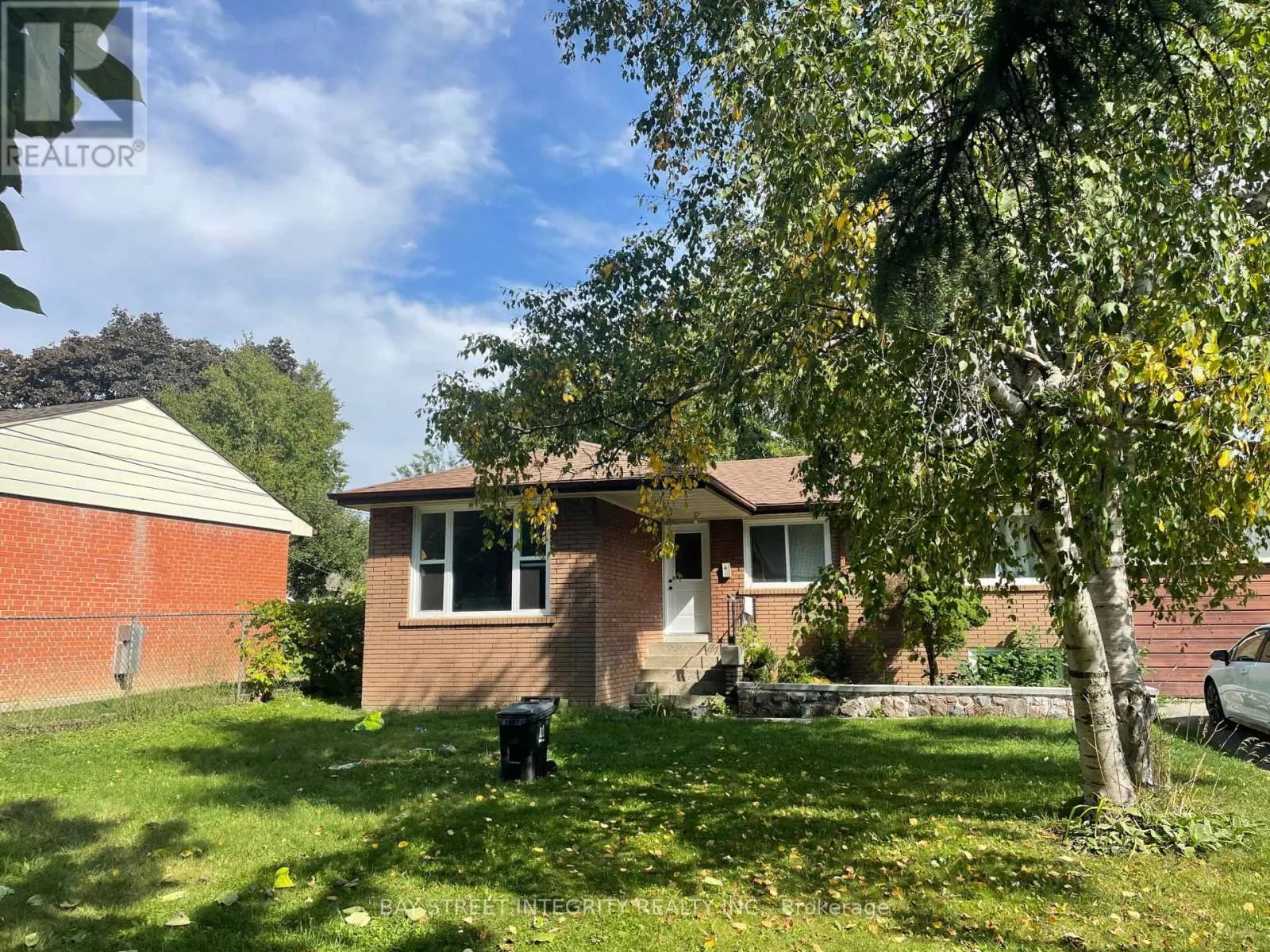 House for rent: 43 Fairglen Avenue, Toronto, Ontario M1T 1G8