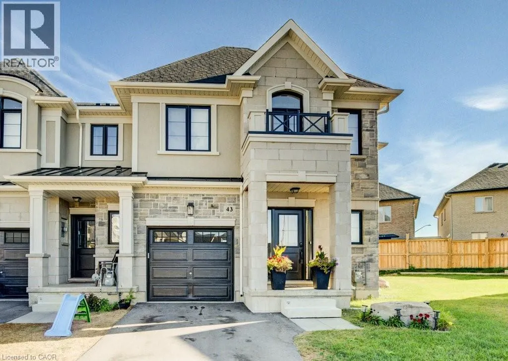 Row / Townhouse for rent: 43 Genoa Drive, Hamilton, Ontario L9B 0K1