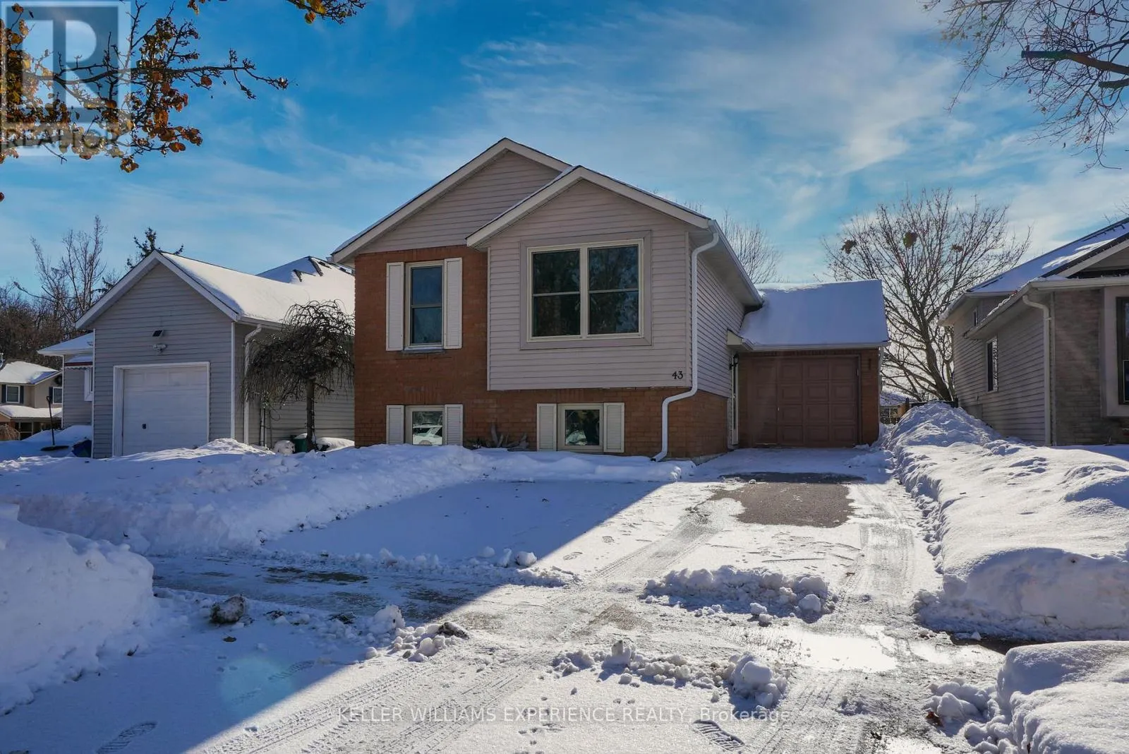 House for rent: 43 Knicely Road, Barrie, Ontario L4N 6V3