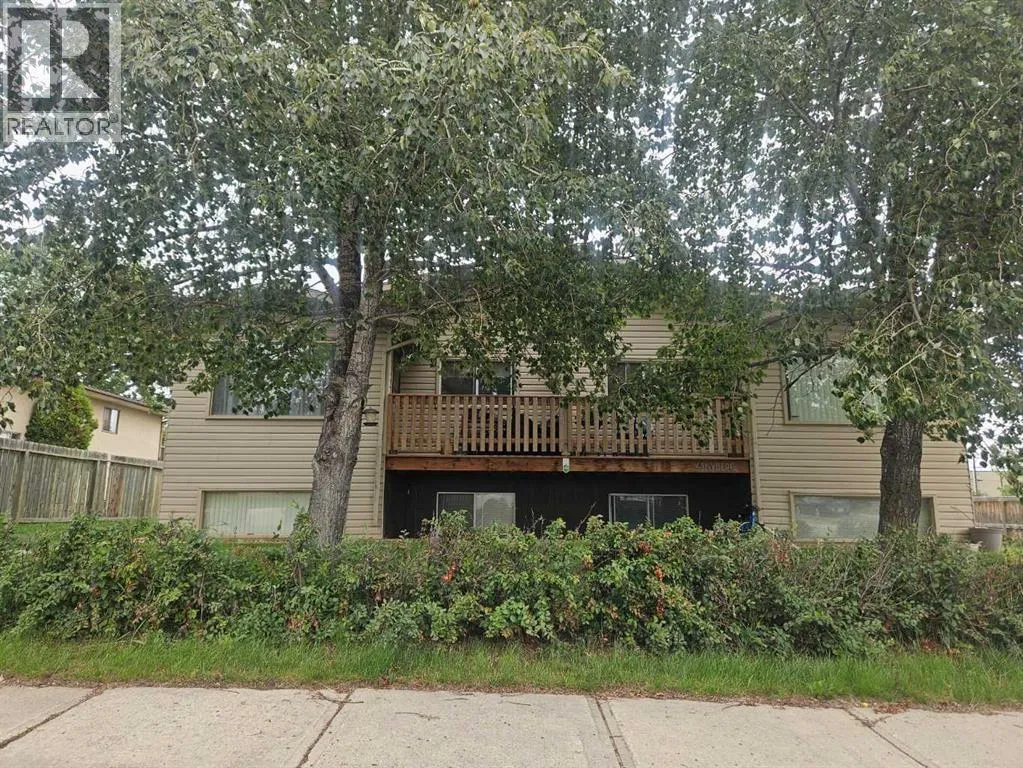 Multi-Family for rent: 43 Nyberg Avenue, Red Deer, Alberta T4P 1R5