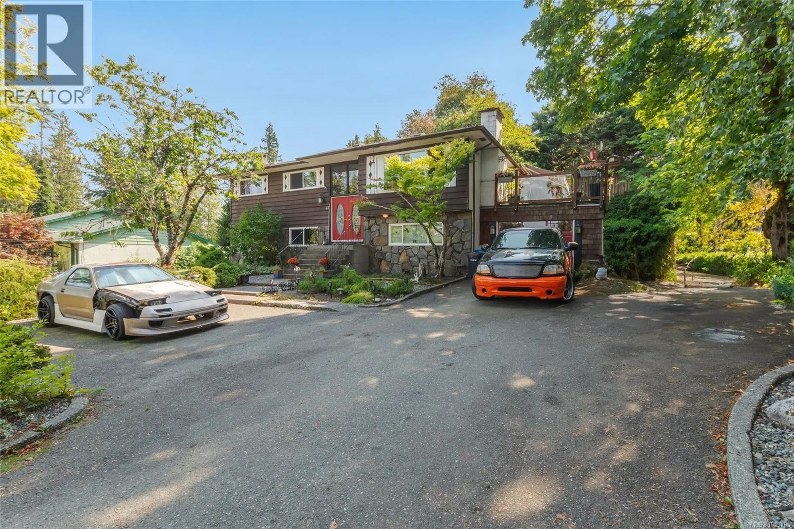 House for rent: 43 Roberta Rd E, Nanaimo, British Columbia V9X 1A9