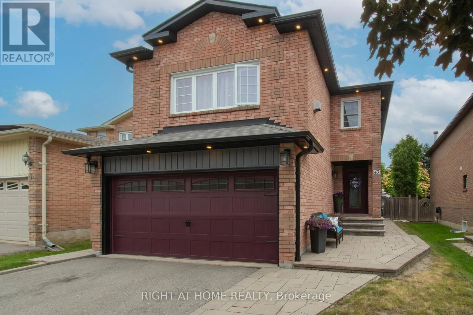 House for rent: 43 Squire Drive, Richmond Hill, Ontario L4S 1C6