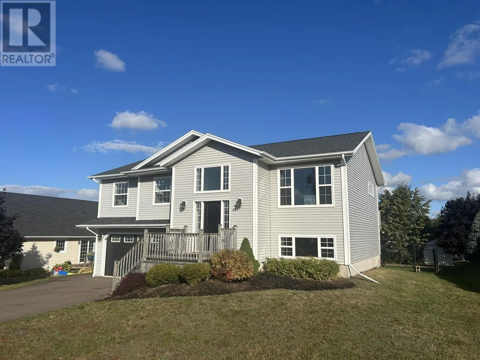 House for rent: 43 Westway Drive, West Royalty, Prince Edward Island C1E 2K2