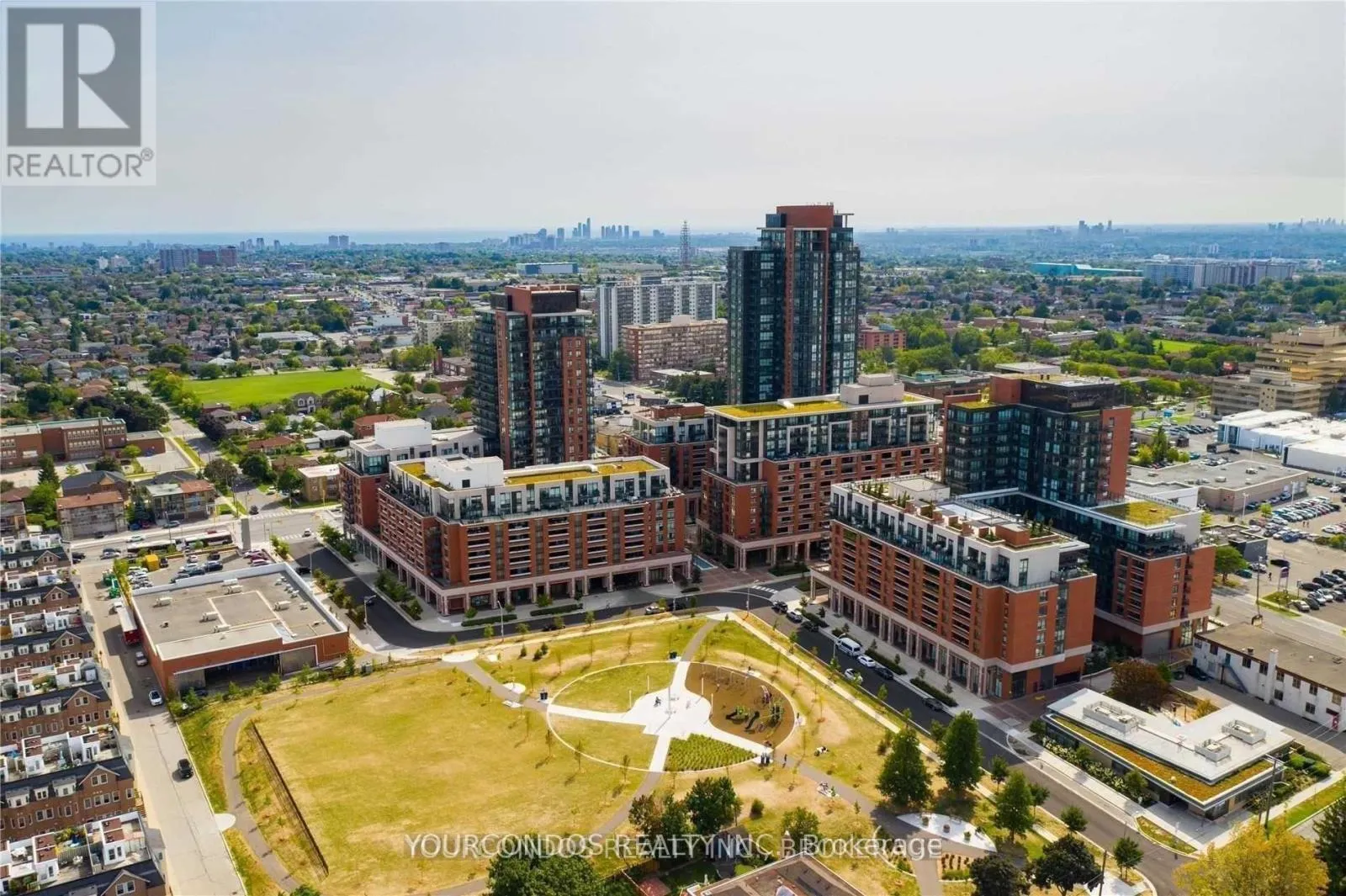 Apartment for rent: 430 - 36 Via Bagnato, Toronto, Ontario M6A 0B7