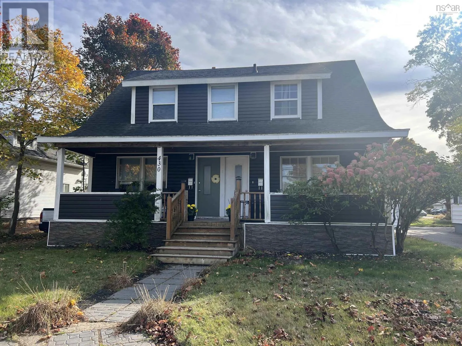 Triplex for rent: 430 Robie Street, Truro, Nova Scotia B2N 1M2