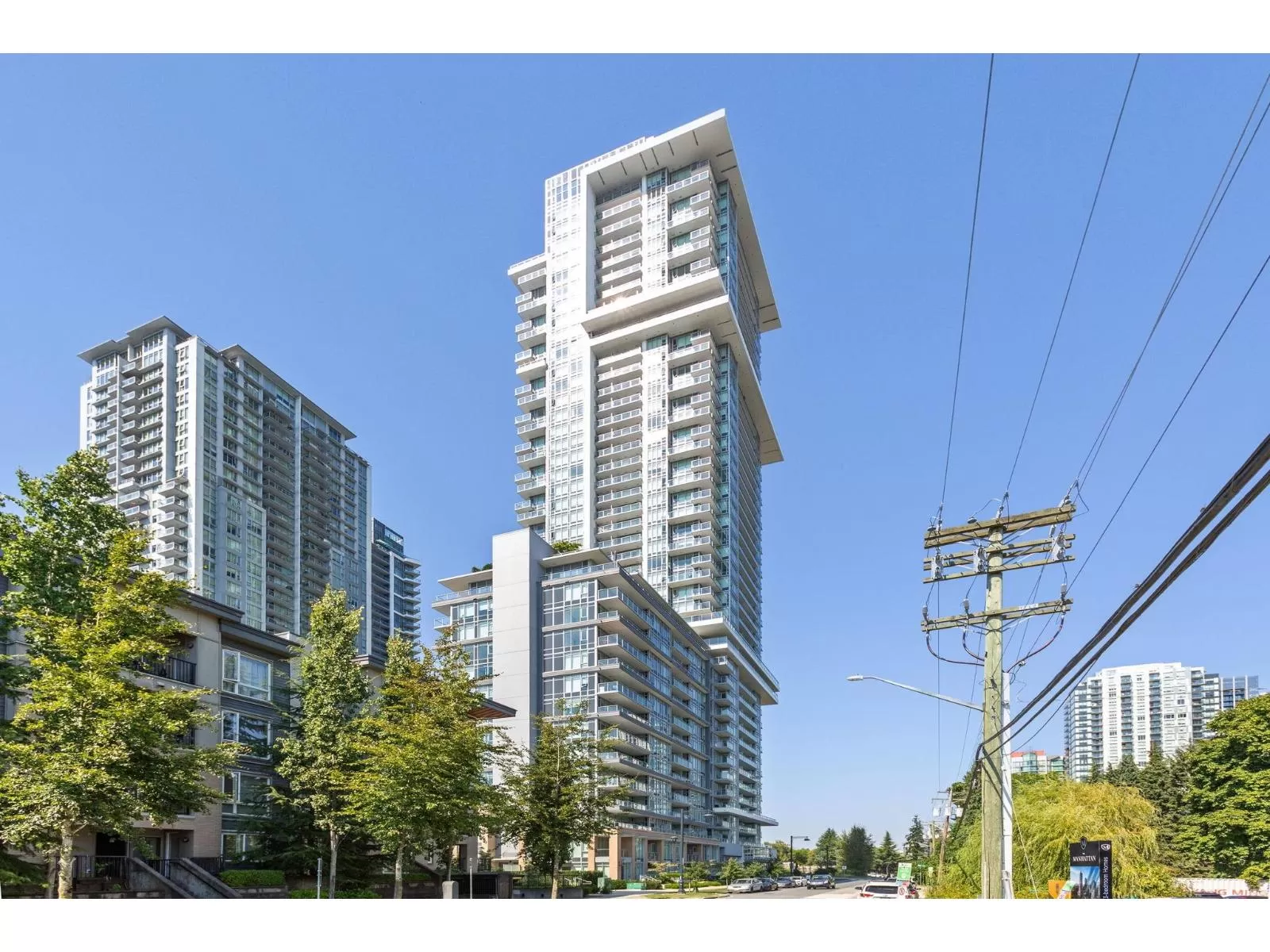 Apartment for rent: 4305 13350 Central Avenue, Surrey, British Columbia V3T 0S1