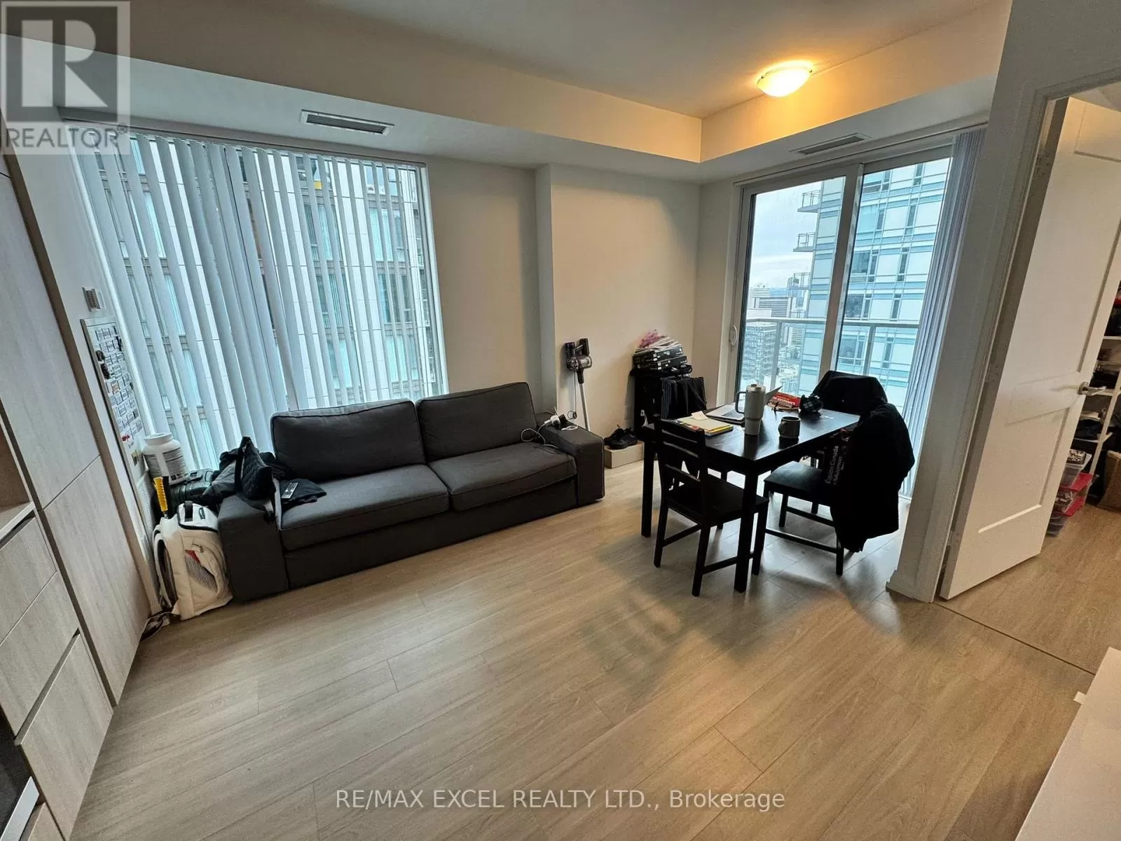 Apartment for rent: 4305 - 8 Widmer Street, Toronto, Ontario M5V 0W6