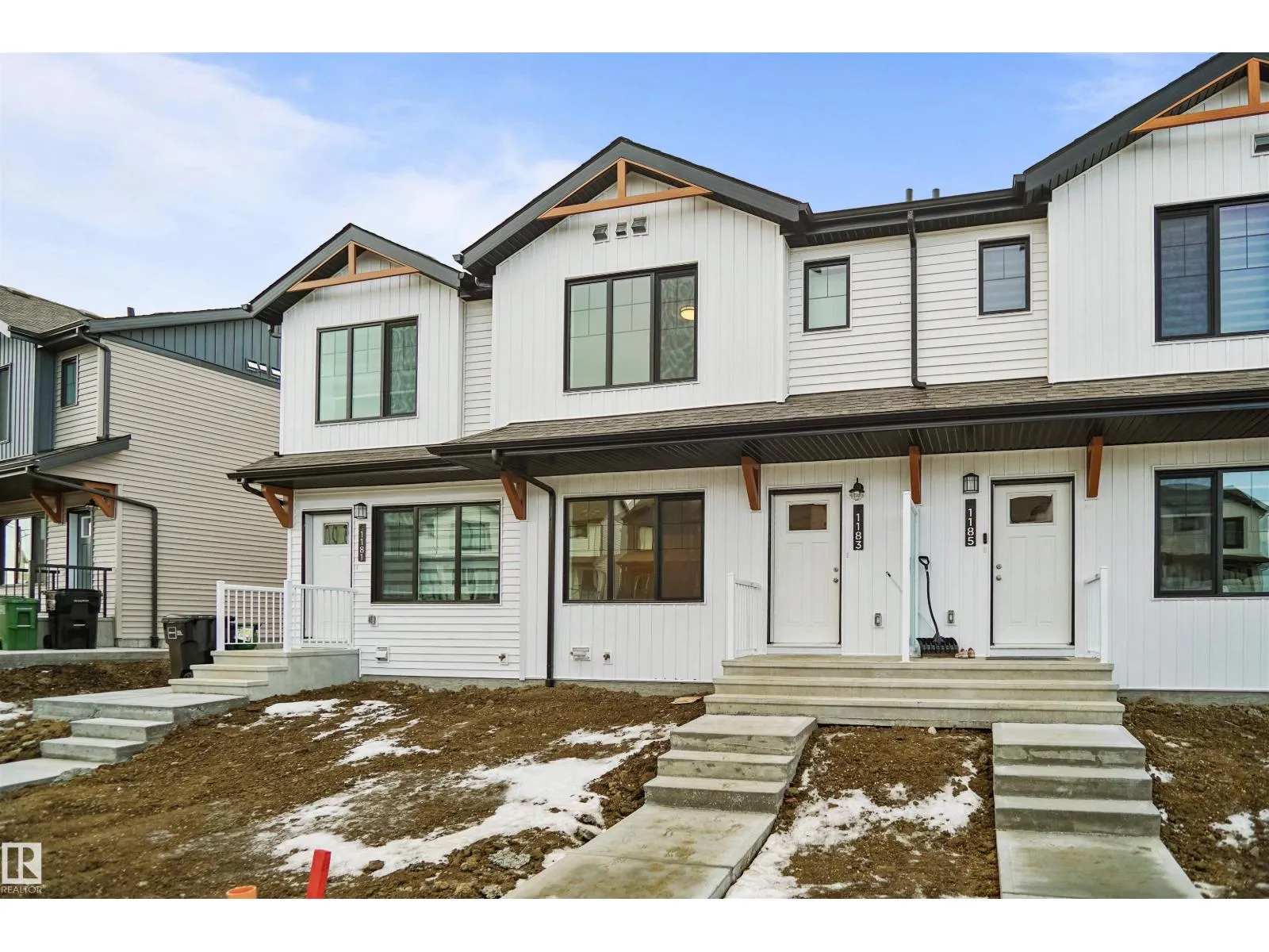 Row / Townhouse for rent: 431 Aster Dr Nw, Edmonton, Alberta T6T 2N8