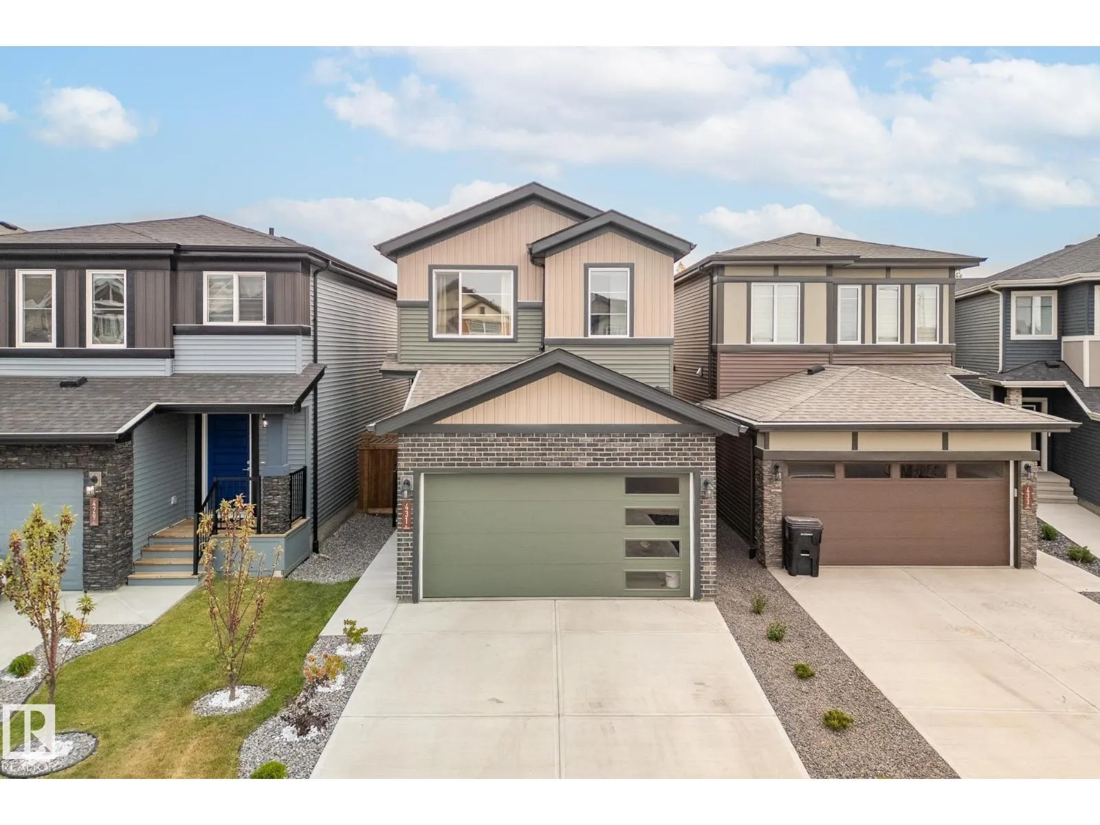 House for rent: 431 Conroy Cr Sw, Edmonton, Alberta T6W 5A9