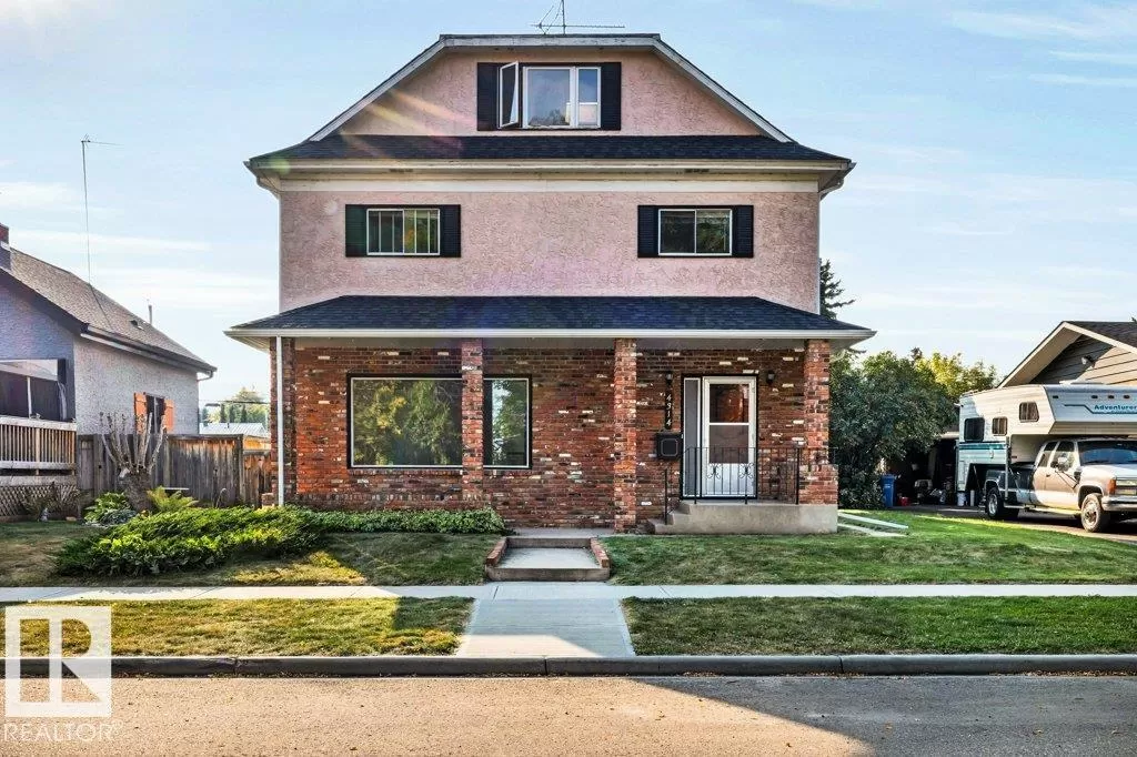 House for rent: 4314 52 St, Wetaskiwin, Alberta T9A 1N4