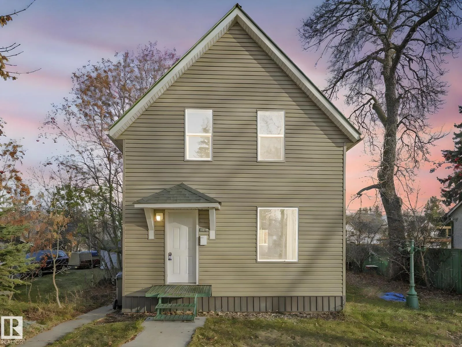 House for rent: 4315 52 St, Wetaskiwin, Alberta T9A 1N3