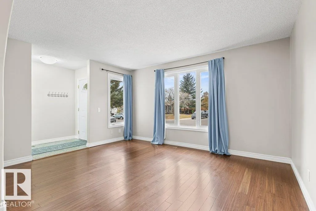 House for rent: 4317 54 St, Beaumont, Alberta T4X 1C6